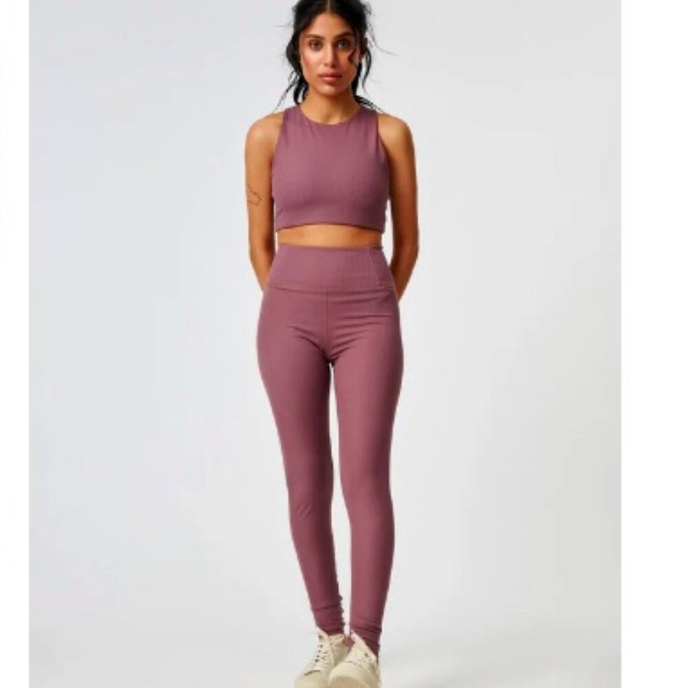 New GIRLFRIEND COLLECTIVE Goji Berry RIB Compressive High-Rise 7/8 Legging M